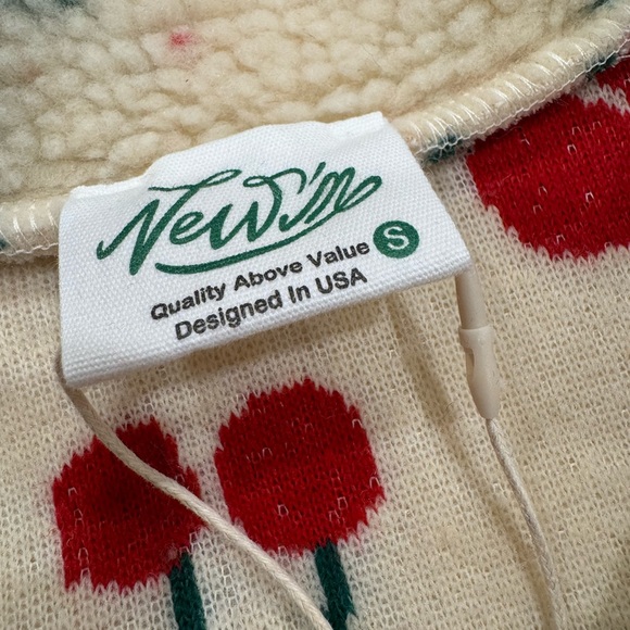 Very J Cherry Pattern Sherpa Jacket - Size S - Picture 3 of 6